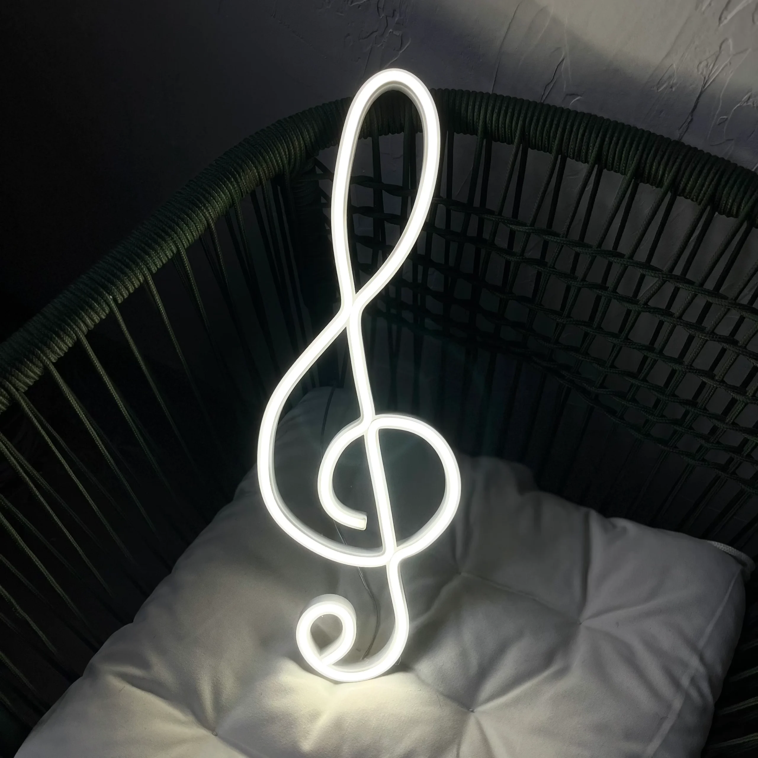 Klucz wiolinowy neon LED